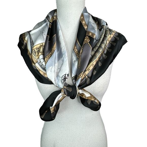 Vintage Art of the Scarf 34x34 Square Scarf from Tie Rack Ltd London Royals - Picture 12 of 15